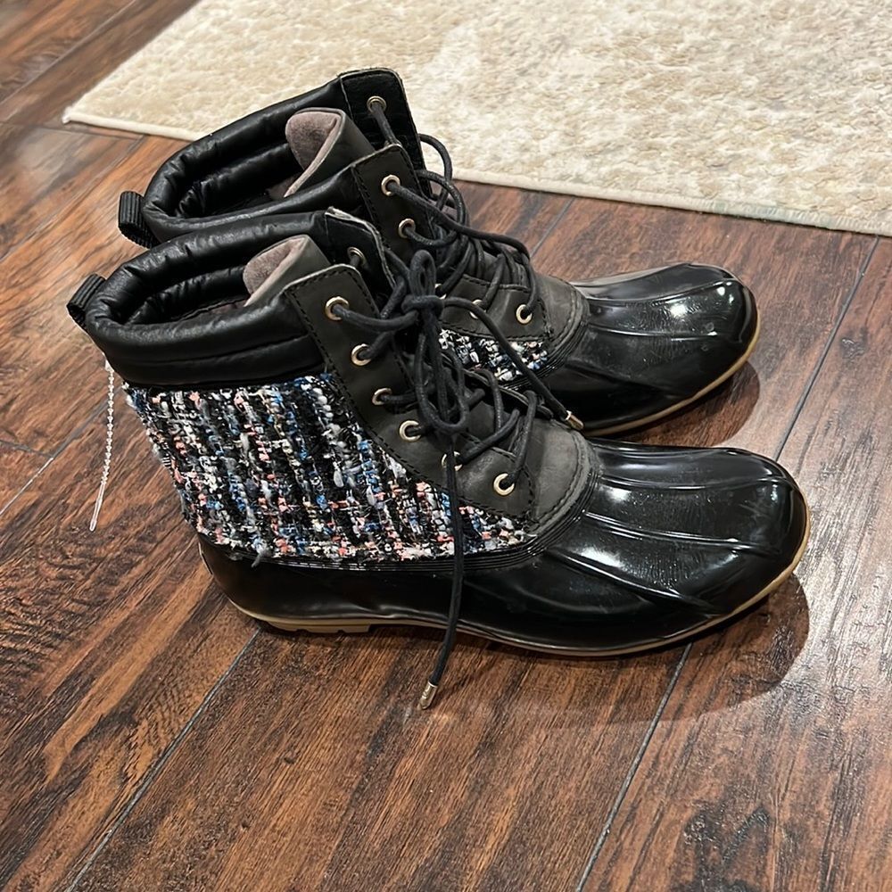 Sam Edelman Caldwell Rain Boots size 9 in GUC duck boots